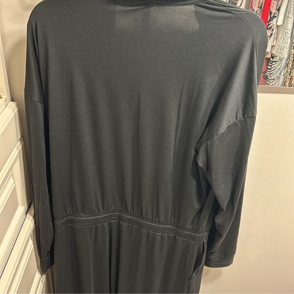 Jackie ONLY don’t share Vuori black jumpsuit size large - Picture 6 of 6